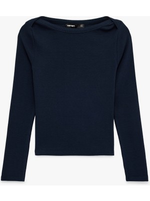 Koton Slim Fit Pamuklu Uzun Kollu Kayık Yaka Tişört