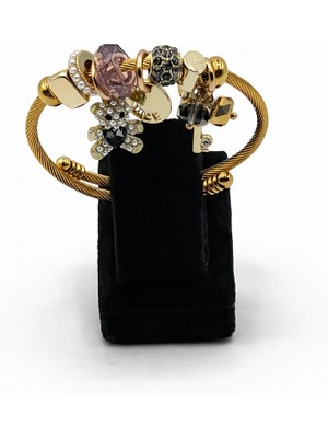 Pangu Siyah Taşlı Çiçek Figürlü Altın Renk Çelik Charm Bileklik