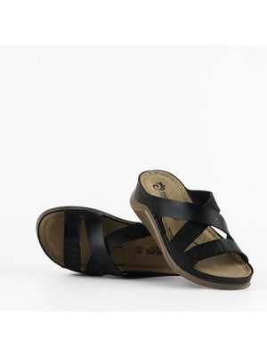 Tigerline Kadın Günlük Terlik - Siyah - Ev ve Dış Mekanda Rahat Kullanım Için Hafif ve Konforlu Şık Tasarım