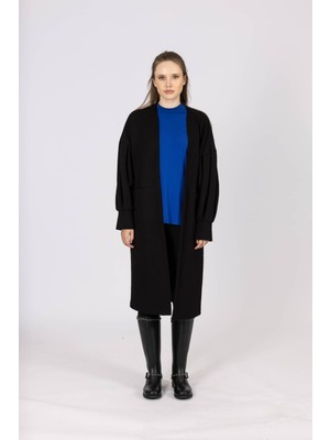 By Özlem Yazan Örme Kumaş Cepli Uzun Kadın Hırka