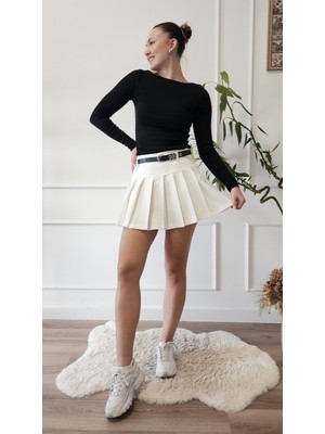 Quzu Kemer Detaylı Pileli Etek