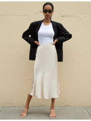 Meecy Ekru Saten Etek