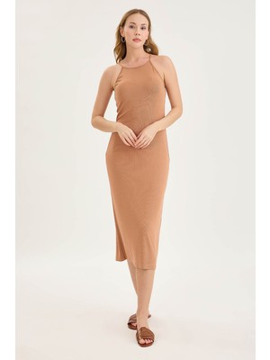 Vitrin Ip Askılı Elbise