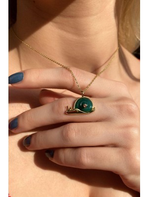 Spossy Silver Jewelry Malakit Taşlı Salyangoz Kolye