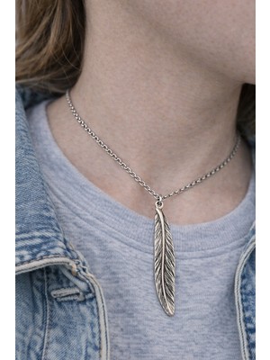 Herşey Nota Free Feather Spirit – Tüy Figürlü Gümüş Renk Unisex Uzun Kolye (60 Cm)