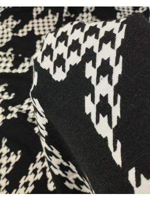 Kumaş Parça Krem Siyah Renklerde Trikoen: 140  cm