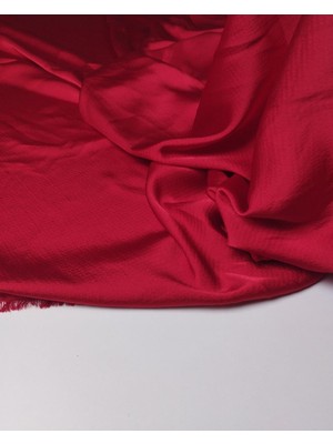 Kumaş Parça Kırmızı Renkte Saten Viskon (En 145 cm x Boy 200 Cm)