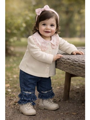 Gültekin Bebe Kumru Çiçek Nakışlı Fırfır Yakalı Pantolonlu Kız Takım 6-18 AYLIK-4407503 - Krem