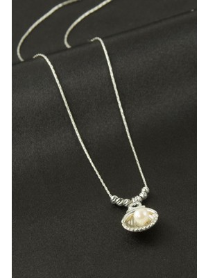 Bijuteri Net Istiridye Inci Kolye