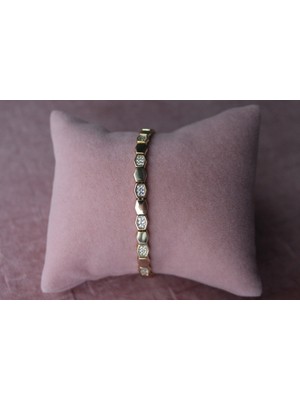 Nuit Kadın Çelik Bileklik Kararmaz 14K Altın Kaplama