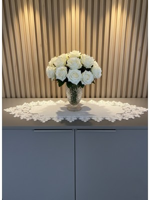 PremiumPort Bahar Dalı Fransız Dantelli Keten Runner, Şıklık ve Zarafet Için Tasarlandı