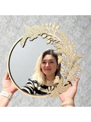 Pelince Dekoratif Zeytin Dalı ve Serçe Kuşu Desenli Ahşap Çerçeveli Duvar Aynası - 40 cm Modern Salon Aynası - Gerçek Camlı
