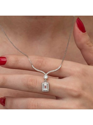Inure Jewelry Gümüş Baget Taşlı Gerdanlık Model Kadın Kolye