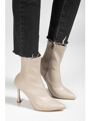 Alfaze Sivri Burun Streç Yandan Fermuarlı Topuklu Bot Bej Topuk Boyu 9 cm