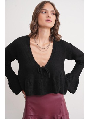 Giyimodam Fırfırlı Triko Kazak Siyah Ip Bağlama Detaylı Yumuşacık