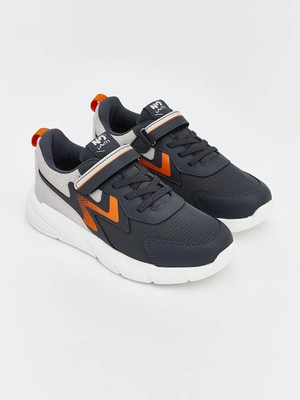 LC Waikiki Antrasit Bağcık ve Cırt Cırtlı Erkek Çocuk Spor Ayakkabı  (S6)