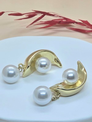 Inci Detaylı Gold Tasarım Küpe