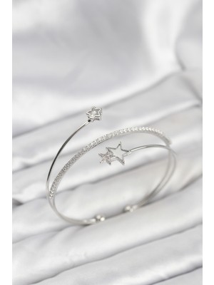 Net Damla Yıldızlı Model Pirinç Gümüş Renk Kadın Bileklik