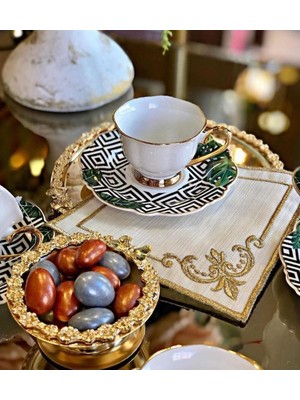 Mutlu Köşe 6 Parça Gold Renk Kokteyl Kahve Sunum Peçetesi Maraş Işi Sırma Nakış Işlemeli Gardenya Sunumluk