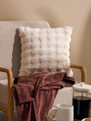 LC Waikiki Pelüş Kırlent Kılıfı 45X45 cm  (S6)