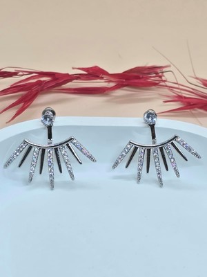 Zirkon Taşlı Şık Silver Küpe