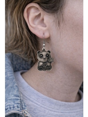 Herşey Nota Lucky Panda Charm – Çiçek Detaylı Panda Figürlü Gümüş Renk Unisex Sallantılı Küpe