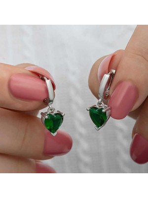 Inure Jewelry Gümüş Yeşil Taşlı Kalpli Kadın Küpe