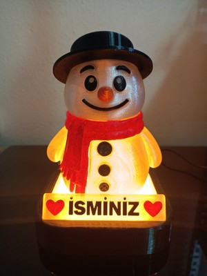 3D Dönüşüm Atölyesi Kişiye Özel Hediyelik Isimli Kardan Adam Dekoratif LED Lamba - Adaptörlü - Amber Işıklı
