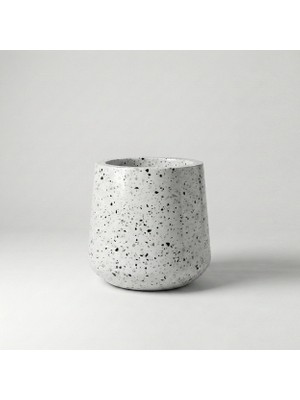 Beton Saksı 20X24X25