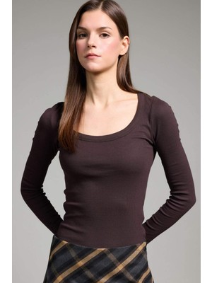 DeFacto Slim Fit Yuvarlak Yaka Basic Düz Fitilli Kaşkorse Uzun Kollu Tişört G8479AX26SP