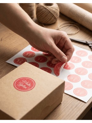 Kutu Ambalaj Mutlu Yıllar Sticker Etiket 3 x 3 cm 96LI