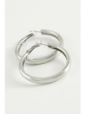 Nacario Noktalı Boru Halka Küpe 4,5 cm