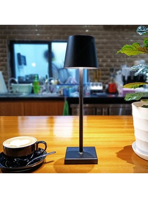PremiumPort Şarjlı LED Masa Lambası, Otel ve Restoran Dekorasyonu Için Lüks Baş Ucu Abajur