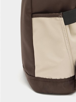 Parfois Renk Bloklu ve Charmlı 13” Laptop Sırt Çantası