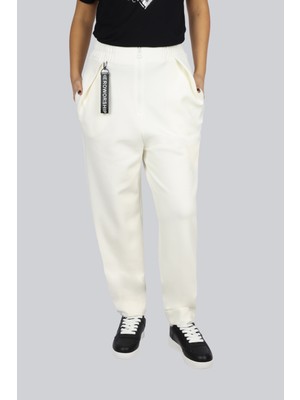 Kadın Regular Fit Pamuklu Düz Paça Ekru Pantolon NAAR91255-EKRU