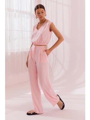 Kadın Yüksek Bel Boru Paça Gümüş Bel Renk Detay Cepli Pembe Pantolon NAAR12228-PEMBE