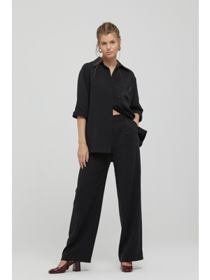 Kadın Rahat Kesim Dokuma Kumaş Normal Bel Geniş Paça Siyah Pantolon NAAR91233-SİYAH