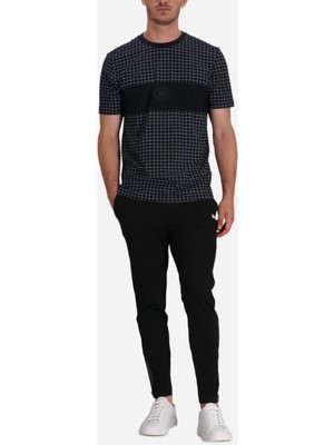 Boss Erkek %100 Pamuklu Yuvarlak Yaka Kare Desenli Kısa Kollu Lacivert T-Shirt 50543806-402