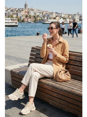 Lela Pamuklu Regular Fit Cepli Gömlek Kadın Gömlek CF25S16992