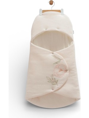 Caramell Şık Çiçek Nakışlı Bebek Ana Kucağı – Yenidoğan Için, Yumuşak ve Konforlu