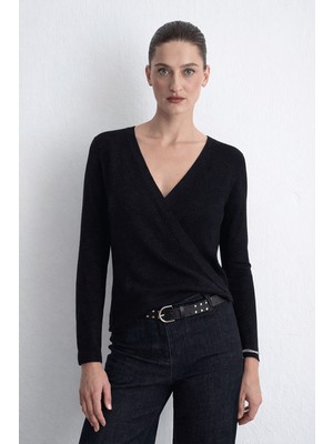 Gusto Yumuşak Simli Anvelop Kesim Triko Bluz - Siyah