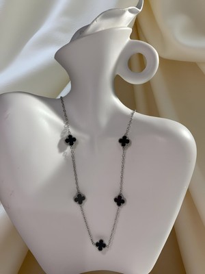 Çelik Siyah Yonca Kolye