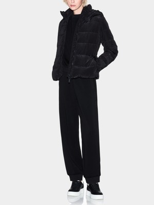 Armani Exchange Kadın Yivli Yuvarlak Yaka Düşük Omuzlu Uzun Kol Siyah Sweatshirt XW000740 AF16111-UC001