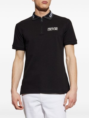 Versace Erkek Slim Fit Yarı Fermuar Kapamalı Pamuklu Kısa Kollu Yakası Logo Baskılı Siyah Polo Yaka T-Shirt 78GAGT03CJ01T-899