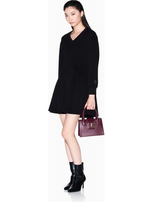 Armani Exchange Kadın Rahat Kalıp Düşük Omuzlu V Yaka Kısa Siyah Elbise XW001288 AF16111-UC001