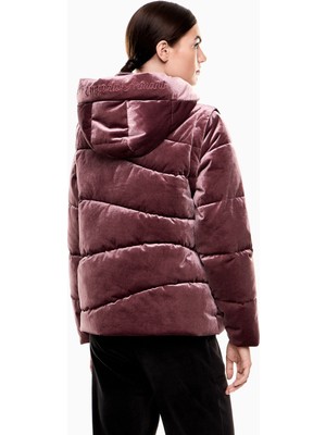 EA7 Kadın Çıkarılabilir Fermuarlı Kapüşon ve Kollar Uyumlu Işlemeli Logo Cepli Bordo Mont 7W000441 AF15654-M5064