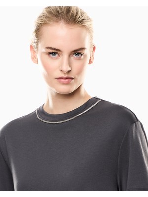 EA7 Kadın Kısa Kol Yuvarlak Yaka Çizgili Standart Boy Siyah T-Shirt 7W000442 AF13919-U8117