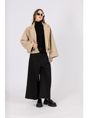 By Özlem Yazan Kaşe Dokulu Astarlı Kısa Kaban