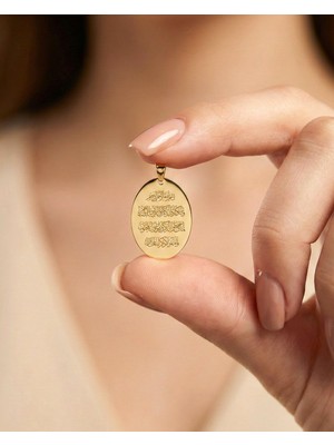 İndigo Takı Oval Plaka Nazar Duası 14 Ayar Altın Kolye Ucu