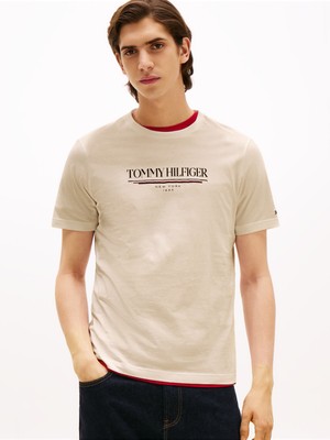 Erkek Kısa Kol Bisiklet Yaka Tommy Hilfiger Yazı Desen Slim Fit Bej T-Shirt MW0MW40324-ACG